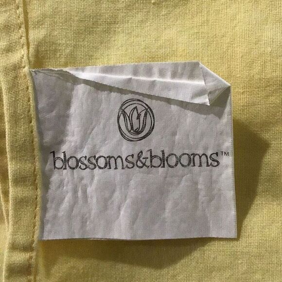 Blossom & Blooms Dinner Napkins, 6, Yellow, Cotton - Picture 4 of 4